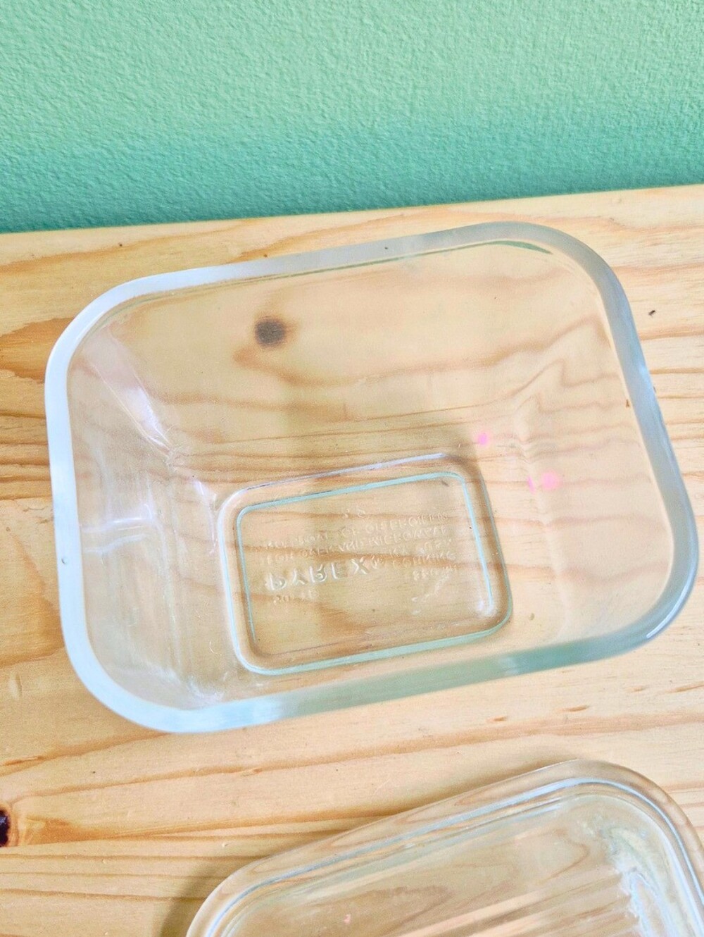 Vintage Clear Pyrex Refrigerator Dish with Ribbed Lid (#501) - Picture 14 of 15